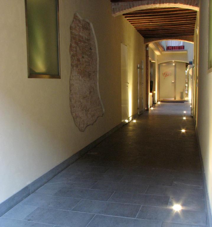 Parizzi Suites & Restaurant Parma Luaran gambar